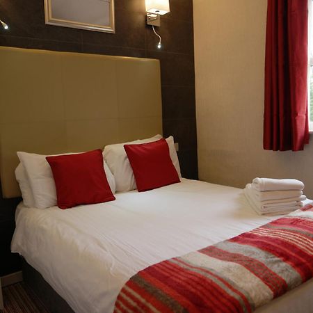The White House Hotel Telford Ngoại thất bức ảnh