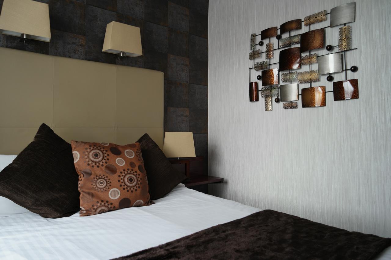 The White House Hotel Telford Ngoại thất bức ảnh